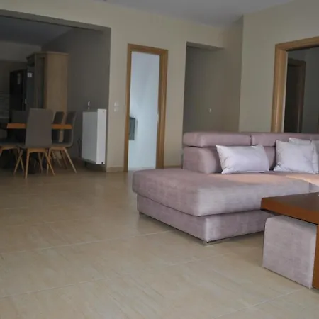 Artemis - Marina Evia