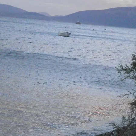 Artemis - Marina Evia