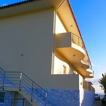 Artemis - Marina EVIA